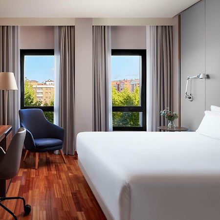 Nh Ciudad De Cuenca Hotell Cuenca  Eksteriør bilde