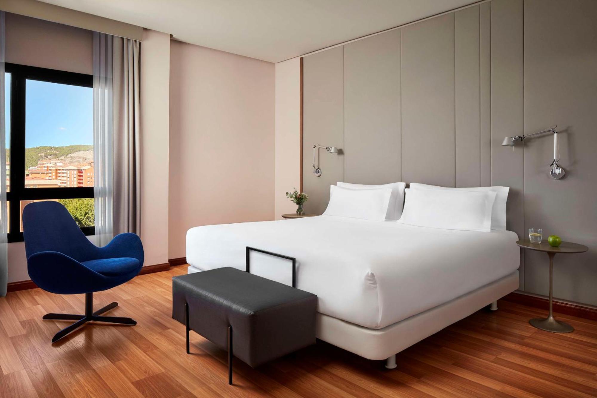 Nh Ciudad De Cuenca Hotell Cuenca  Eksteriør bilde