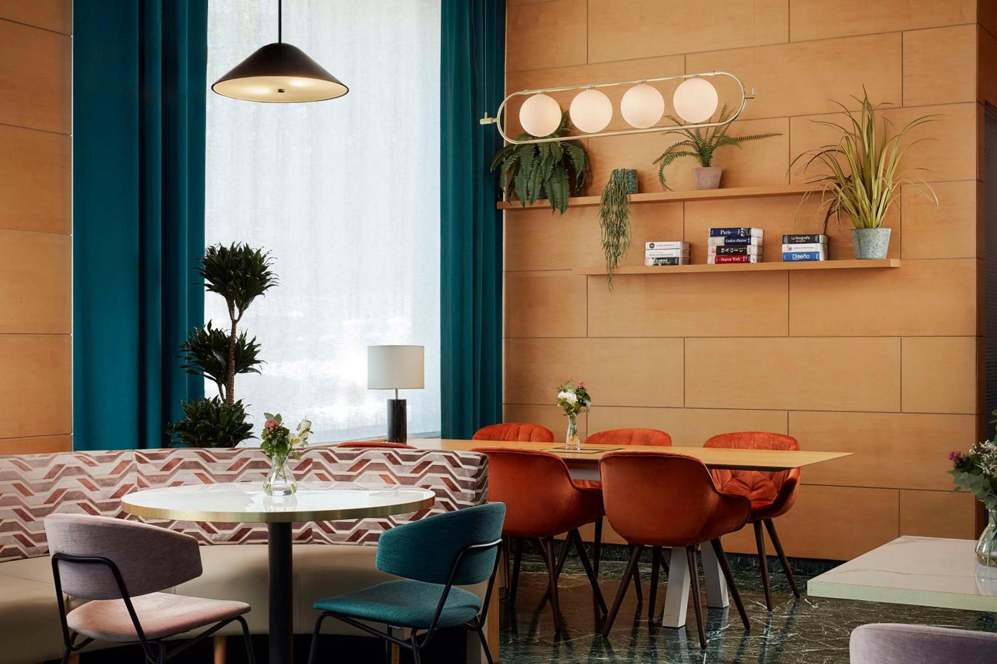 Nh Ciudad De Cuenca Hotell Cuenca  Eksteriør bilde