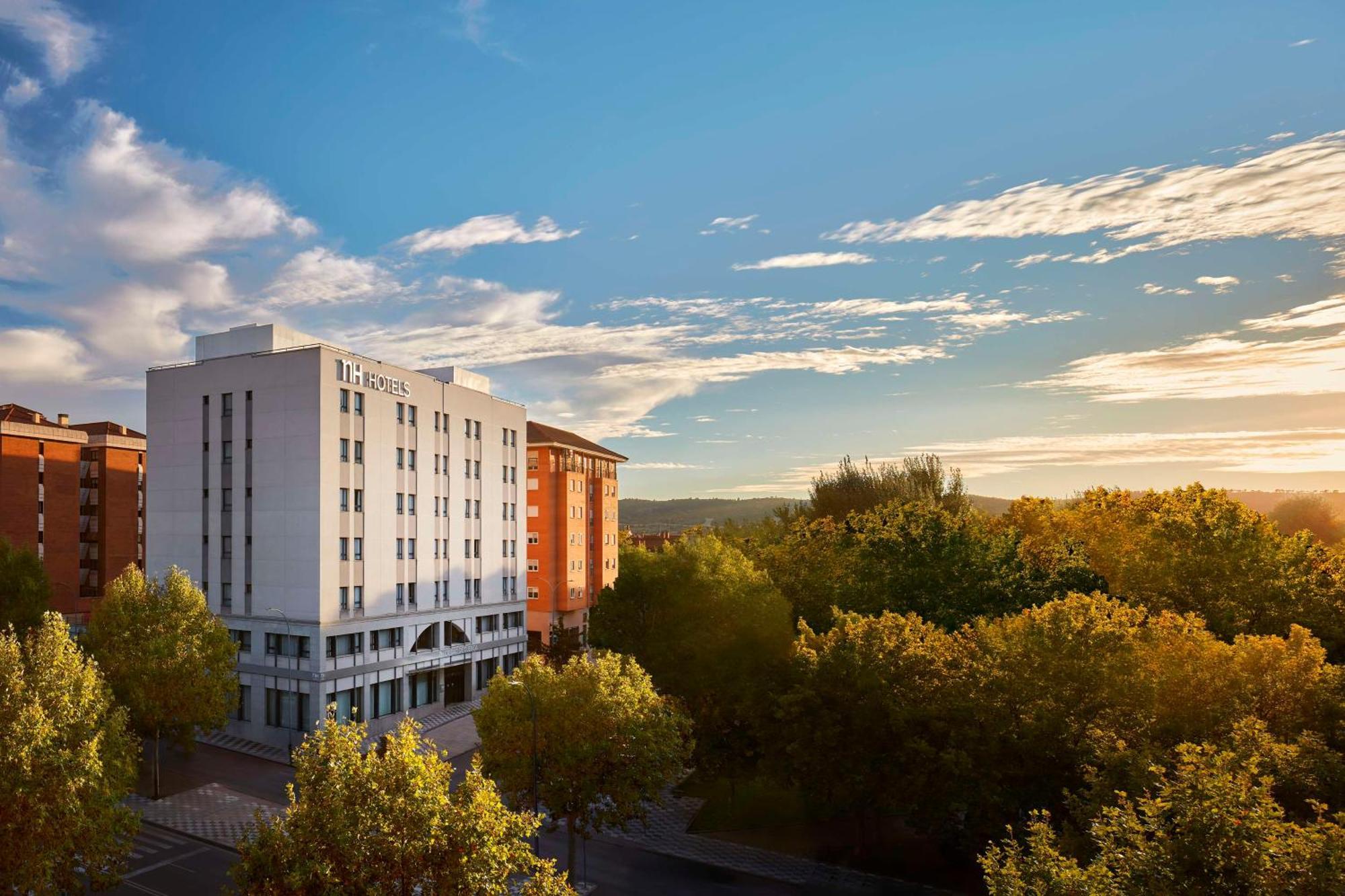Nh Ciudad De Cuenca Hotell Cuenca  Eksteriør bilde