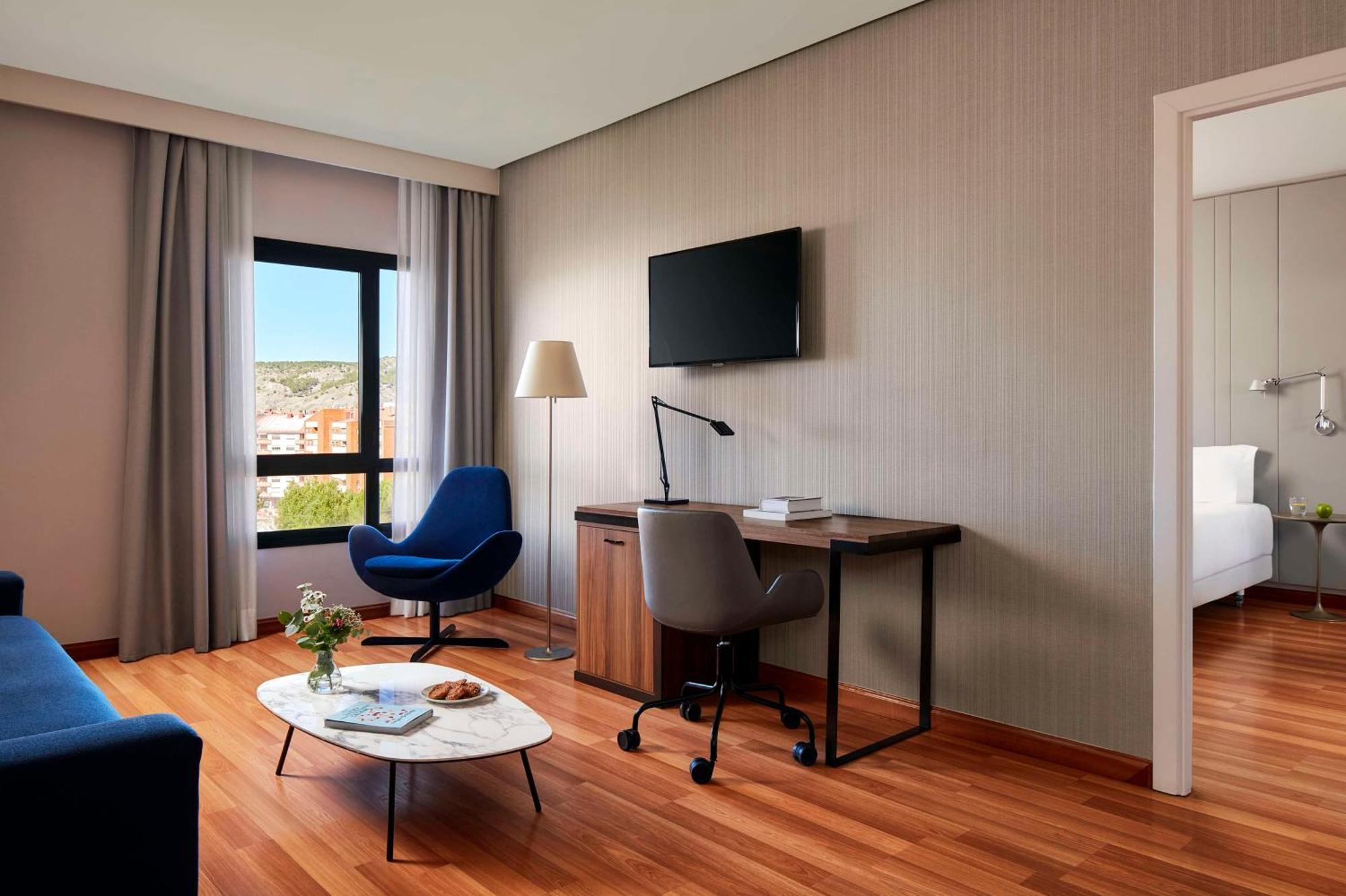 Nh Ciudad De Cuenca Hotell Cuenca  Eksteriør bilde