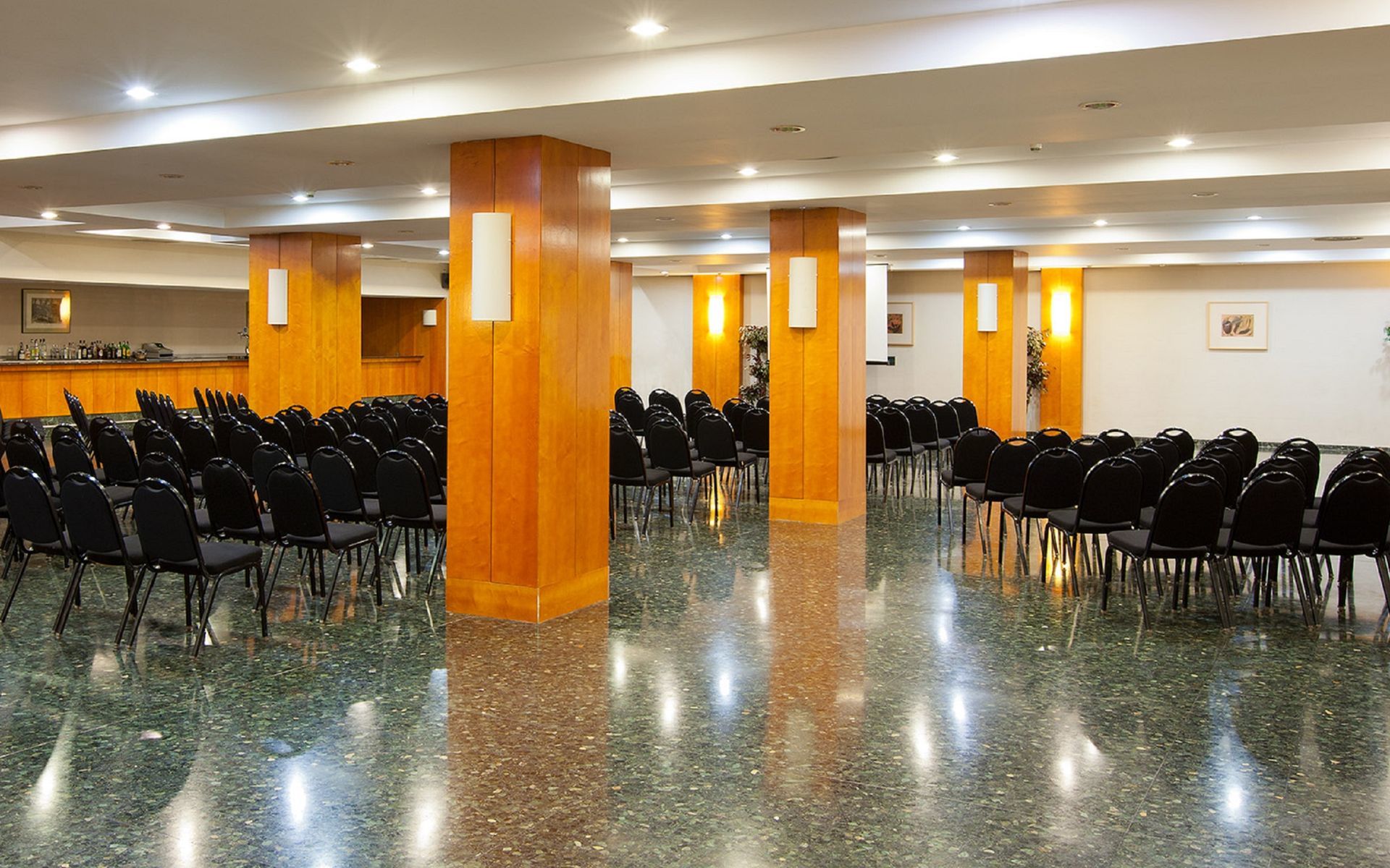 Nh Ciudad De Cuenca Hotell Cuenca  Eksteriør bilde