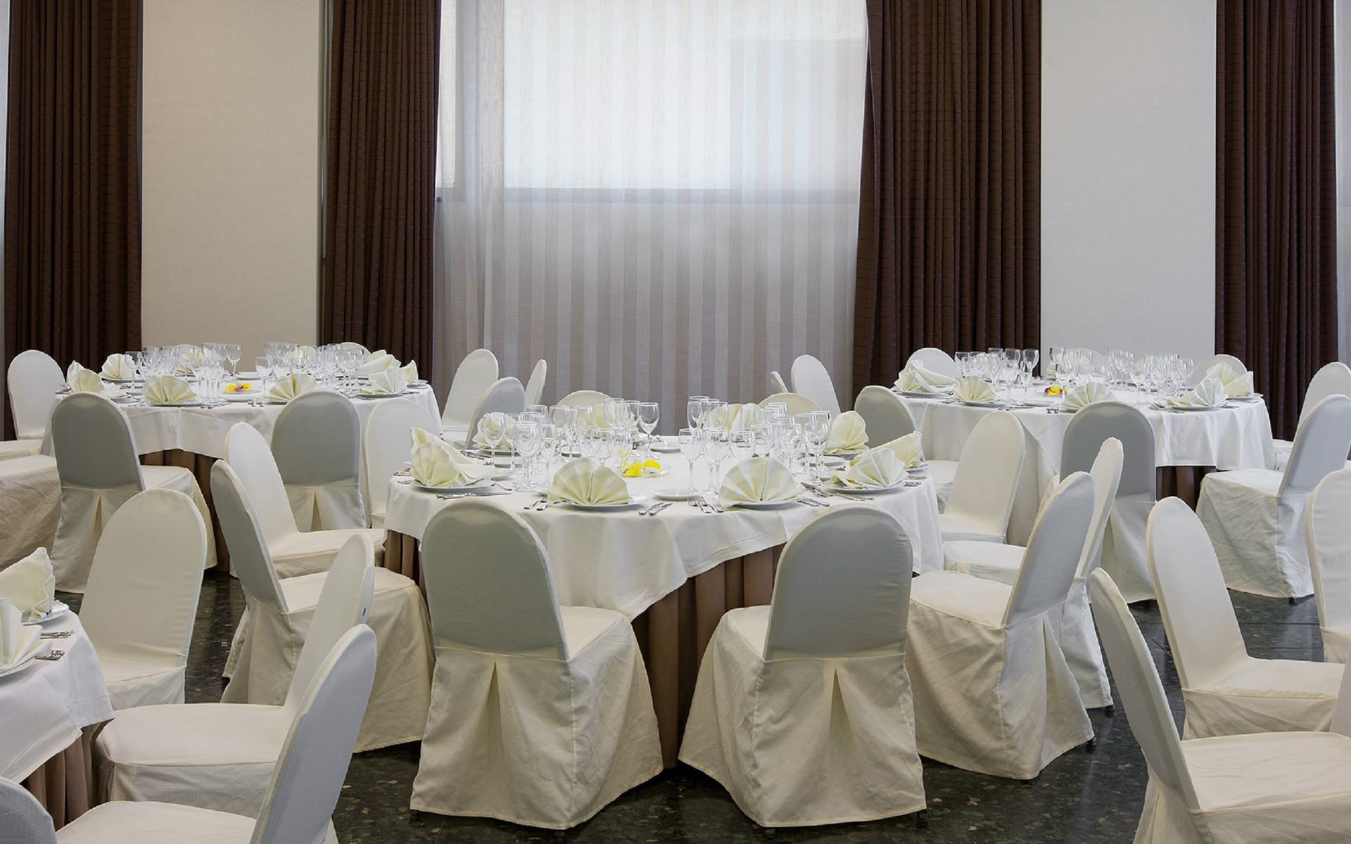 Nh Ciudad De Cuenca Hotell Cuenca  Eksteriør bilde